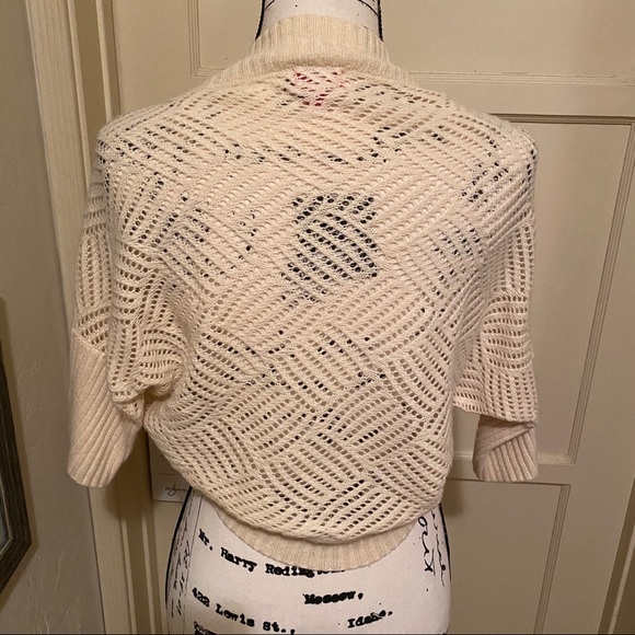 BNWOT Mossimo Short Sleeve Shrug - Picture 3 of 5